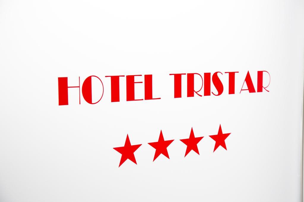 Hotel Tristar La Louvière Exteriör bild